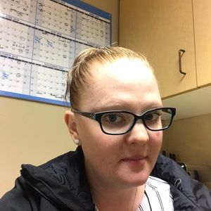 Meet your Posher, Alecia